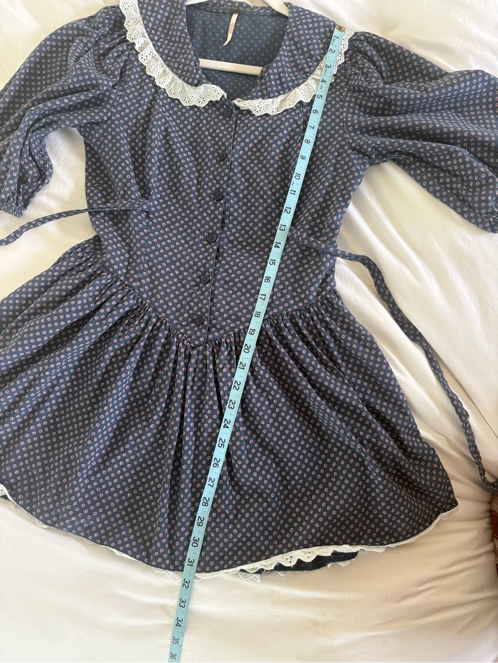 Free People Daisy Print Eyelet Collar Mini Dress | Size 8 - Picture 6 of 7